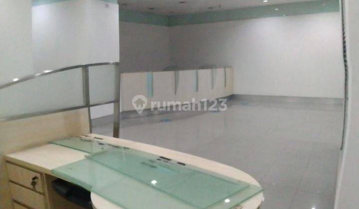 DISEWAKAN GEDUNG KANTOR LOKASI STRATEGIS PERKANTORAN SAYAP ASIA AFRIKA 2