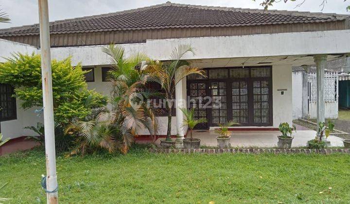 DIJUAL RUMAH DENGAN LAHAN LUAS SEKALI COCOK UNTUK VILLA ATAU KELUARGA BESAR 1