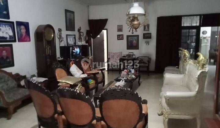 DIJUAL RUMAH DENGAN LAHAN LUAS SEKALI COCOK UNTUK VILLA ATAU KELUARGA BESAR 2