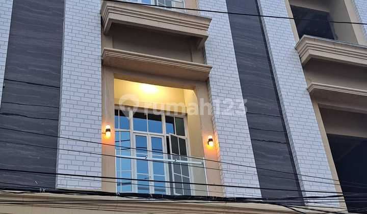 New Lux Shop House, 5 Meters Wide, Sentosa Lama Street