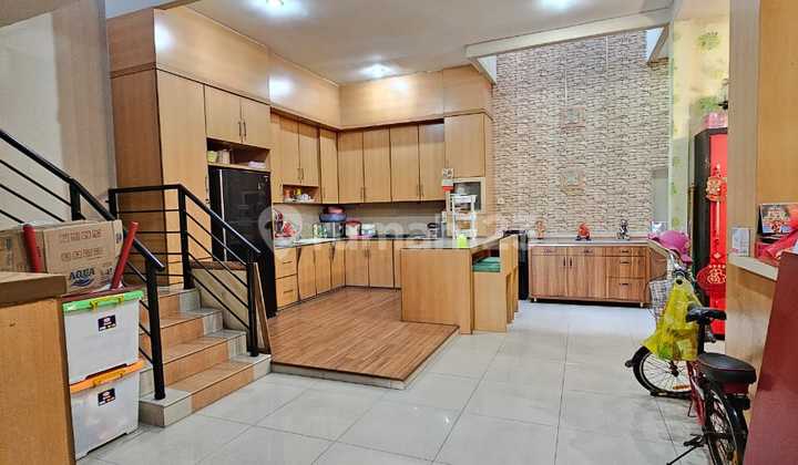 Rumah Cantik @Cemara Asri, Terawat, Siap Huni 2