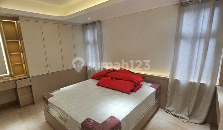 Disewakan Apartemen Podomoro LT. 19, Fully Furnished