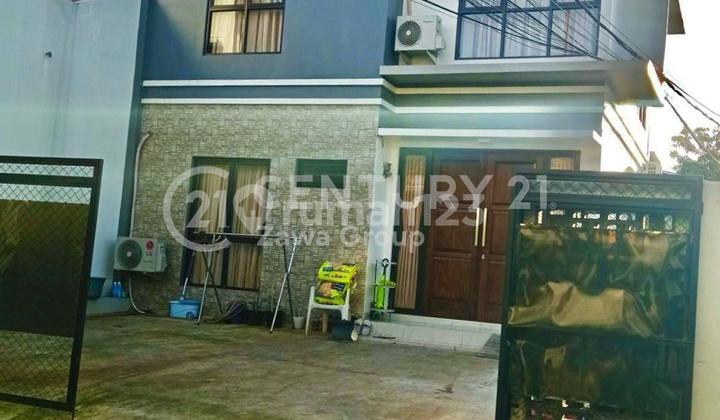 For Sale Cheap Unilever Complex 2-Storey House - 4BR (L/B 119 m² / 106 m²) SHM, 2.2 B, Kembangan, West Jakarta