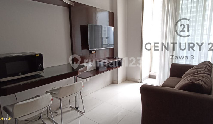 Di Sewakan Apartemen Taman Anggrek Residence View Pool