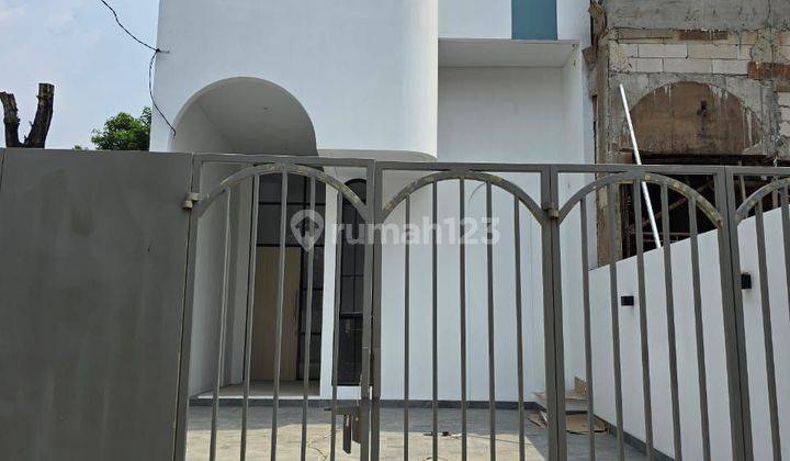 Dijual Rumah Cantik Model Santorini Joglo  1