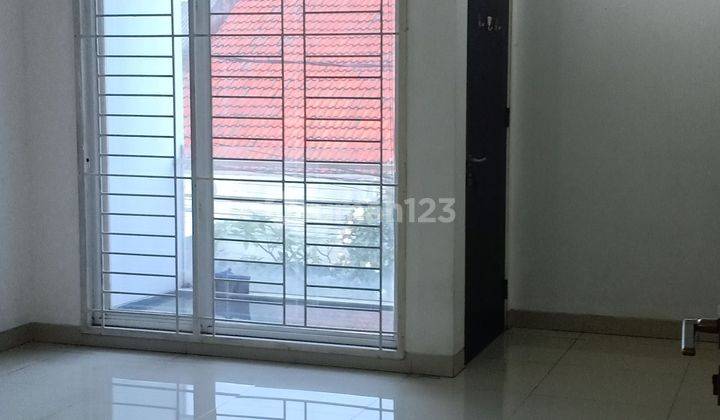 Rumah 2 Lantai Rapih Siap Huni Duri Kepa Jakarta Barat 2