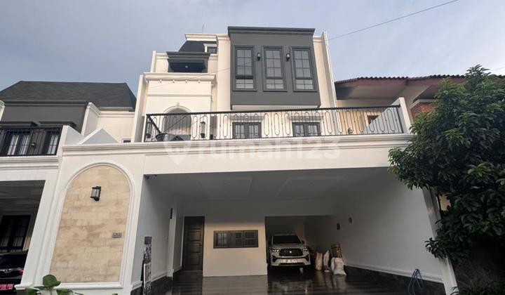 Rumah American Style Cantik Siap Huni 3 Lantai Jagakarsa Jakarta Selatan