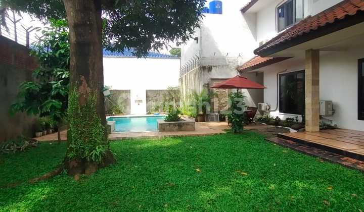 Rumah 2 Lantai Kemang Timur Siap Huni  2