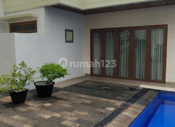 Dijual Rumah Cantik Simprug Golf 1