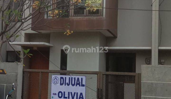 Dijual Rumah Baru Siap Huni Pinggir Jalan Meruya Selatan 2