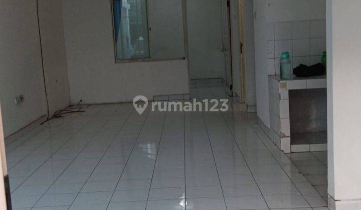 Disewakan Rumah 1,5 Lantai Siap Huni Taman Modern Cakung Jaktim 2