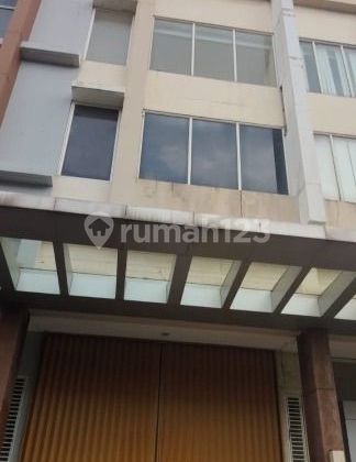 For Rent: 3.5-Story Shop House in Orchard Kelapa Gading, North Jakarta