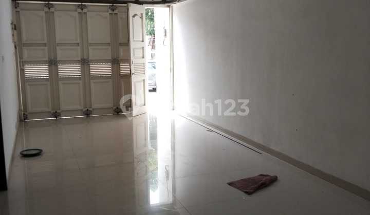 Disewakan Rumah di Kelapa Gading Jakarta Utara 2