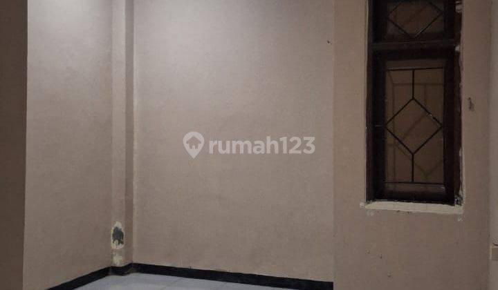 Disewakan Cepat Rumah Bagus 2 Lantai di Koja Jakarta Utara 2