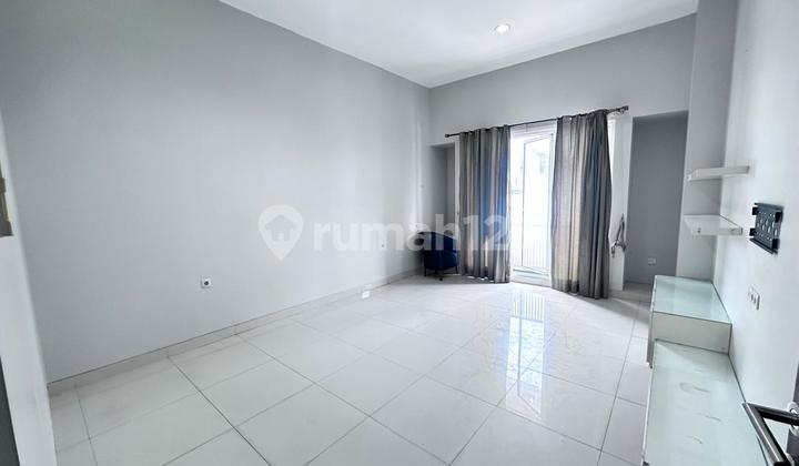 For Rent 2.5-story House in Kelapa Hybrida, Kelapa Gading, North Jakarta 2
