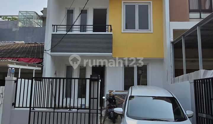 For Sale Ready-to-Live House in Kelapa Cengkir Barat, Kelapa Gading, North Jakarta