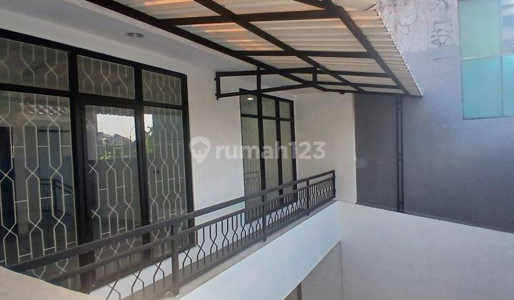 Disewakan Cepat Rumah Semi Furnish Bagus di Taman Modern Cakung  2