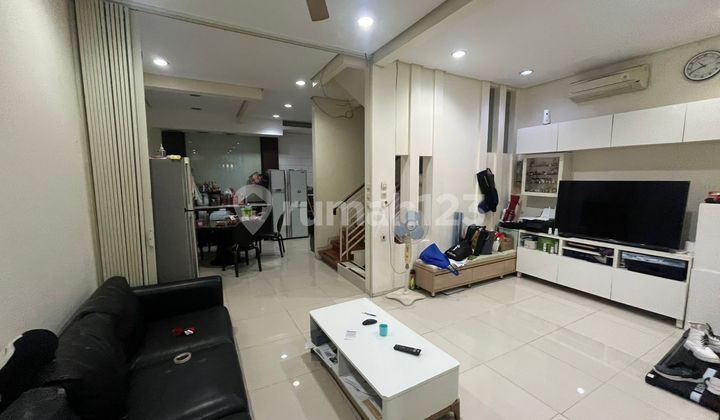 Quick sale fully furnished house in Kelapa Gading, North Jakarta.