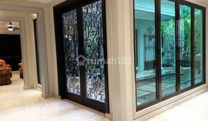 Luxurious House Jatipadang Dalam Town House di Jakarta Selatan 2