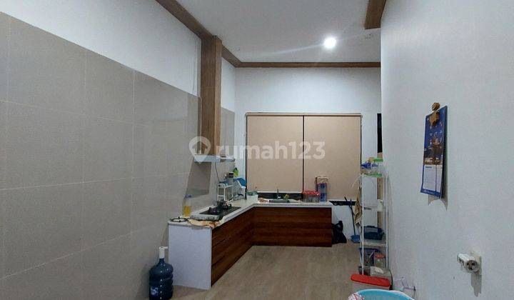 Rumah Hook Full Furnished, Dalam Komplek Bumi Puspitek Asri Bsd  2