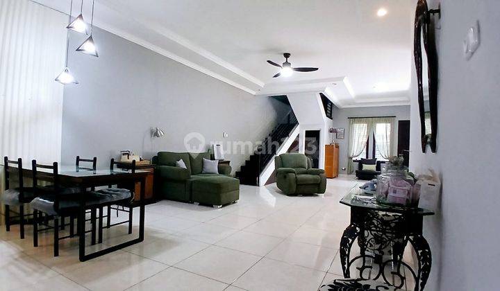 Rumah Hook Modern Minimalis Nempel Bintaro Sektor 9 dekat Stasiun 2