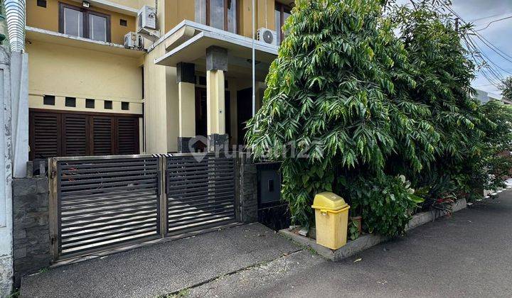 Dijual Rumah 2 Lantai Bintaro Sektor 3A, Tangerang Selatan 1