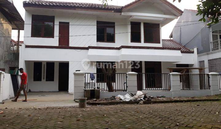 Dijual Cepat Rumah Dalam Komplek Griya Utama Mulatama 1