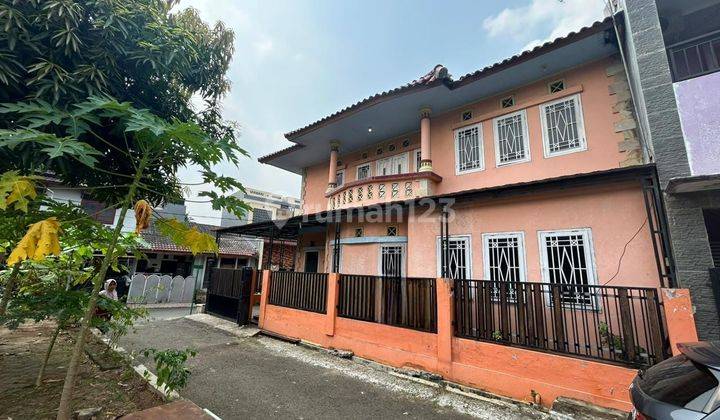 Dijual Cepat Rumah Posisi Hook Dalam Komplek Nempel Bintaro 1