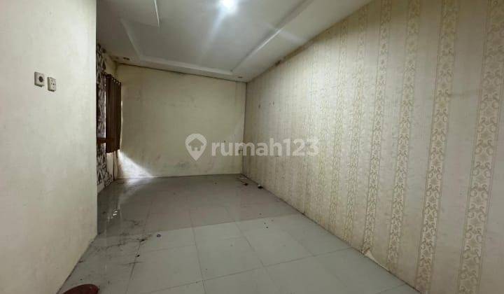 ruang keluarga dijual cepat rumah puri bintaro