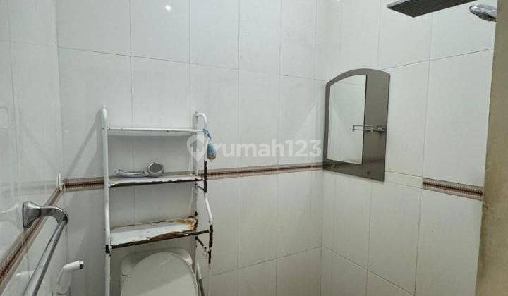 kamar mandi dijual cepat rumah puri bintaro