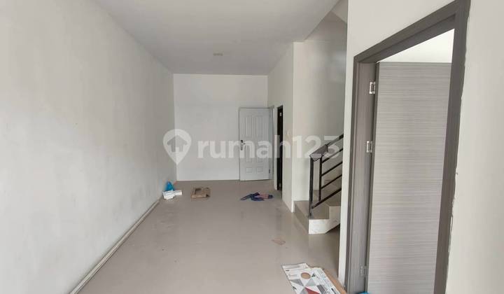 For Rent 2-Story House in Golden Bci, Bengkong Laut 2