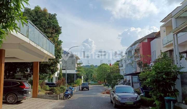 Dijual Cepat Rumah 2,5 Lantai di Bellavista, Batam Center 2