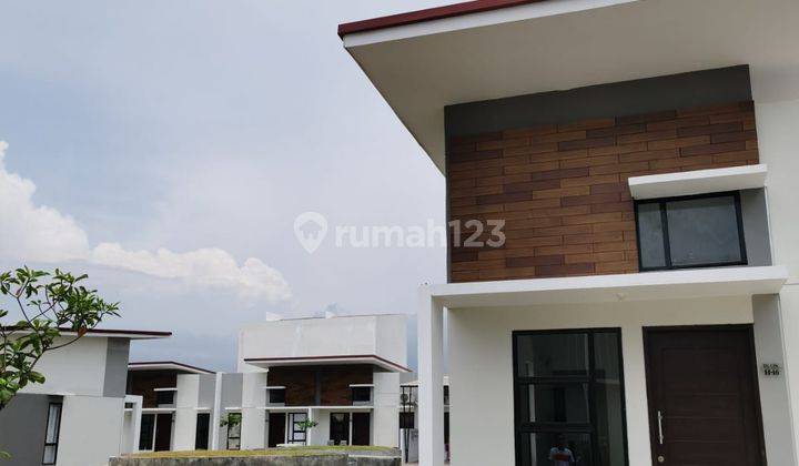 Dijual Cepat Rumah Hook Di Central Raya, Tiban 2