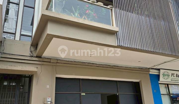 For Rent First Floor Townhouse in Central Sukajadi, Batum Center