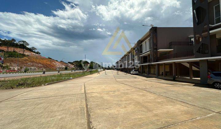 Dijual Cepat Ruko 3,5 Lantai di Goldensand, Tiban 2