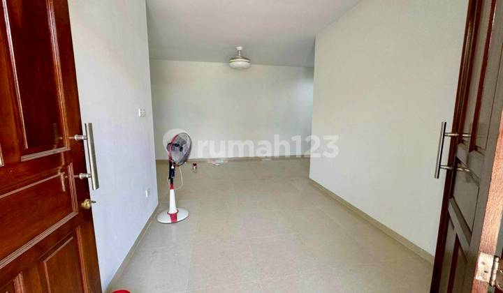 Dijual Rumah 2 Lantai di Diamond Palace, Batam Center 2