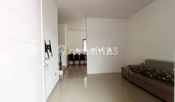 For Rent 2-Storey House Semi Furnished in Pasir Putih, Batam Center 2