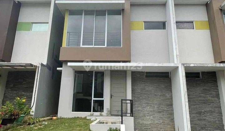 Dijual Rumah 2.5 Lantai Di Beverly Green, Batam Center 1