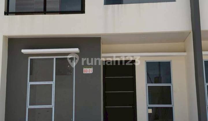 Dijual Cepat Dibawah Pasaran Rumah 2 Lantai di Golden Bci, Bengkong