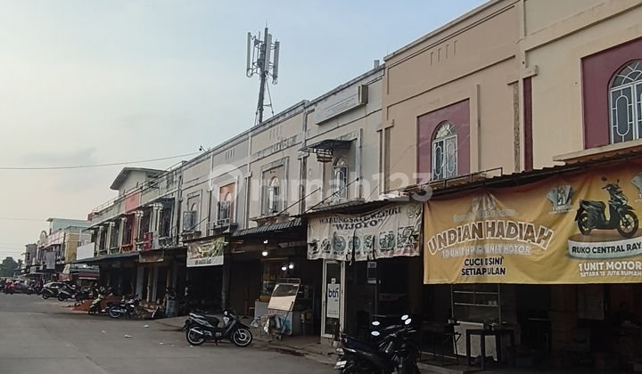 For Sale Fast 2-Story Shop House Fully Renovated in Central Tanjung Uncang