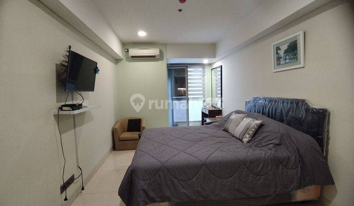 Apartemen Warhol Louis Kienne Simpang lima Furnished 1