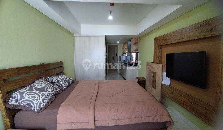 Sewa Apartemen Warhol Louis Kienne Simpang Lima Furnished Tengah Kota 1