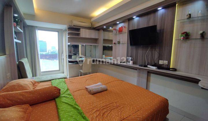 Sewa Apartemen Warhol Louis Kienne Simpang Lima Furnished Tengah Kota 1