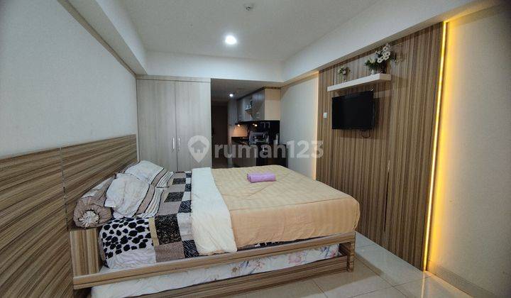 Sewa Apartemen warhol Louis Kienne Simpang 5 Furnished 1