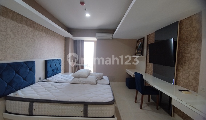 Warhol Louis Kienne Simpang Lima Furnished Apartment for Rent in the City Center 1