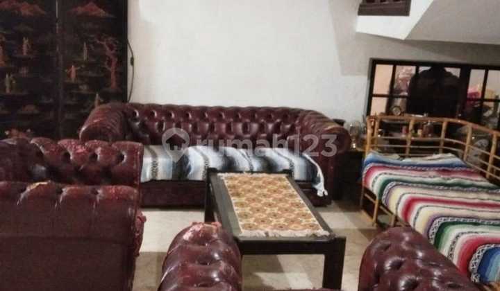 Rumah Luas Murah 2lantai Lokasi Strategis Dekat Bintaro Plaza 2