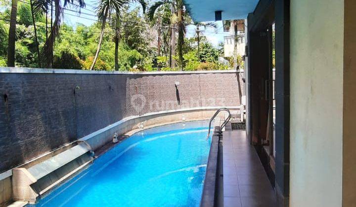 Rumah Dijual Hook 2 Lantai Dengan Swimming Pool Di Pesanggrahan 1