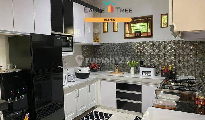 Dijual Cepat Rumah Mewah 2,5 Lantai Full Furnished di Bintaro 2