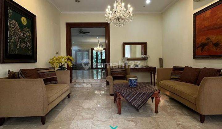 Rumah Mewah Ada Private Pool Lokasi Strategis Di Cipete Jakarta  2