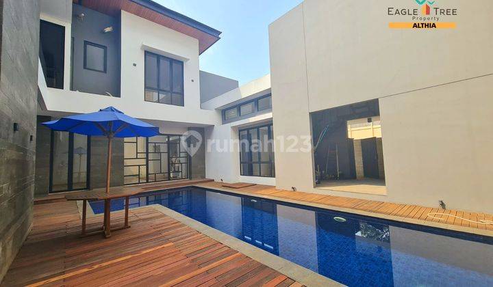 Rumah Bagus Mewah Tropical Ada Private Pool di Gading Serpong  2